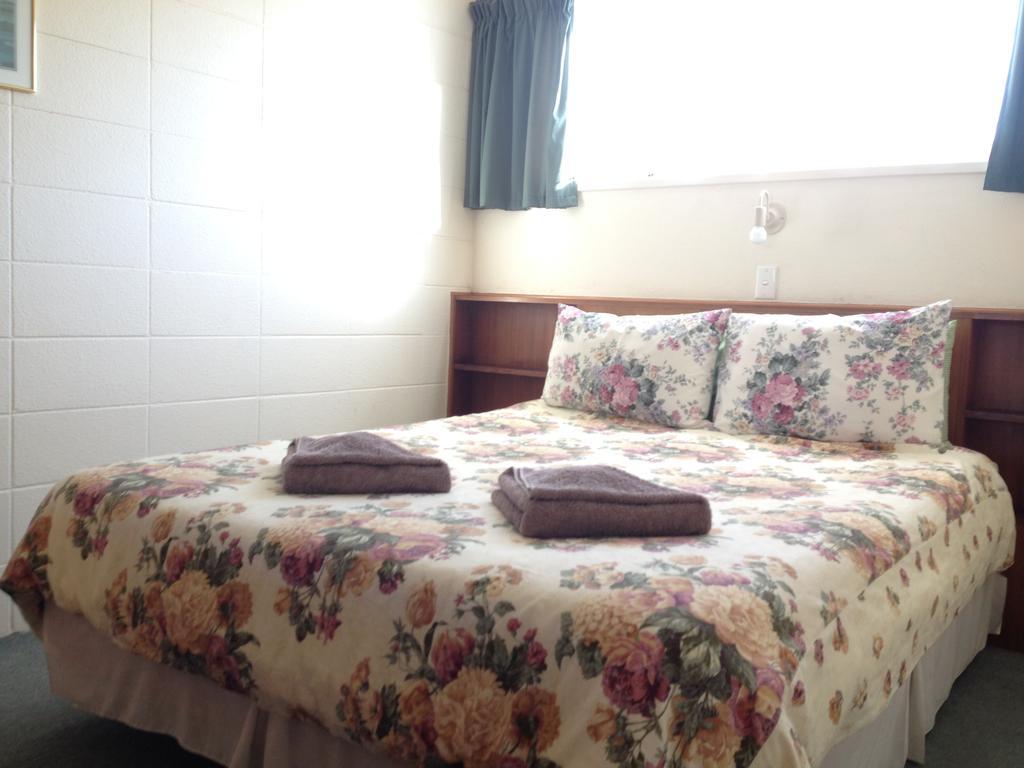 Pineland Motor Lodge Rotorua Bilik gambar